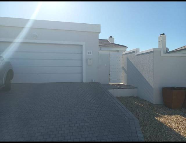 3 BEDROOM PROPERTY TO RENT IN SUNNINGDALE